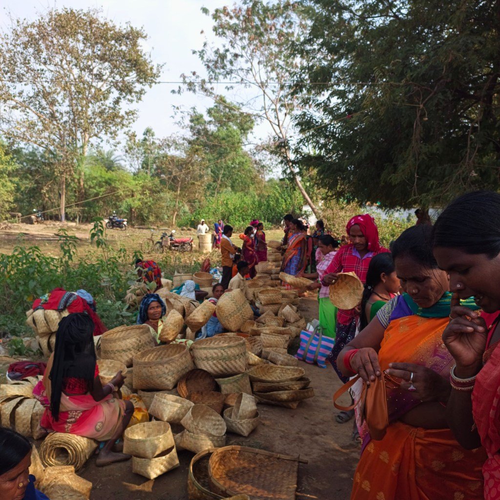 ghoomantu_tour_journey_cultre_heritage_tribal_bastar_chhattisgarh_art_festival_dussera (3)
